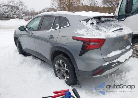 2025 Chevrolet Trax Fwd Lt z USA, uszkodzony, nr VIN KL77LHEP7SC145707